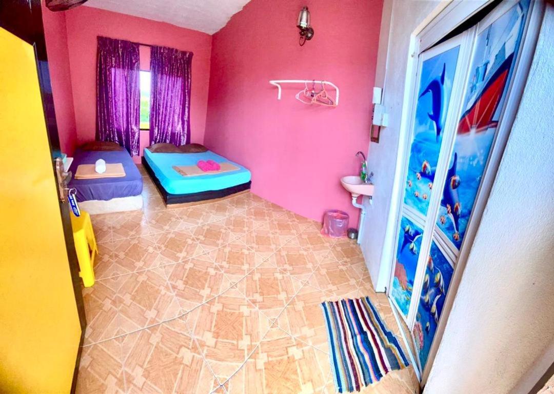 Rumah Hentian Ayah Kampung Kuala Besut Exteriör bild